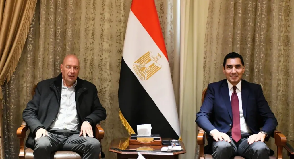 دعم كامل للخماسي الحديث.. وزير الرياضة يناقش برامج الإعداد وتوسيع قاعدة الممارسة