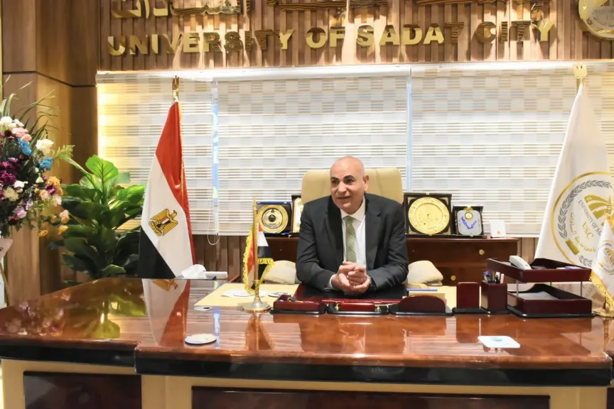 الدكتور ناصر عبد الباري يتسلم مهام رئيسًا لجامعة مدينة السادات