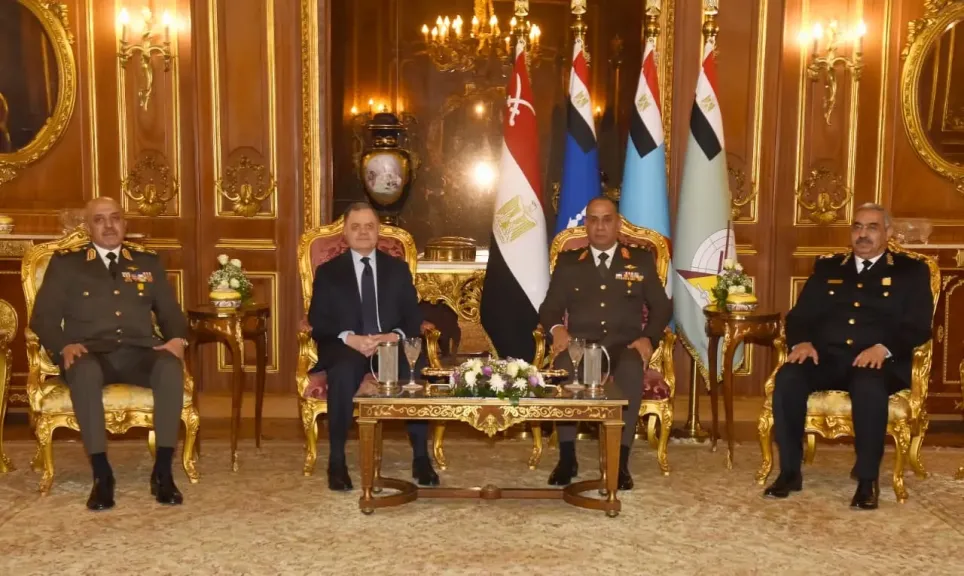 وزير الدفاع: القوات المسلحة والشرطة هما درعا الوطن والعيون الساهرة على أمنه