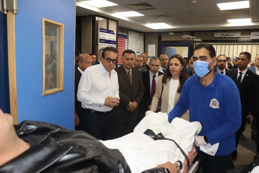 القليوبية تدخل عصر العلاج المتقدم.. وزير الصحة والمحافظ يتفقدان نموذجاً طبياً غير مسبوق بالقناطر