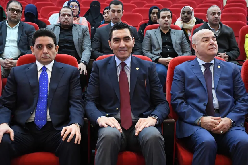 جانب من الاجتماع 