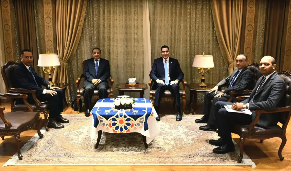 جوهر نبيل يبحث مع اتحاد الملاكمة استعدادات أولمبياد الشباب وخطة تطوير اللعبة