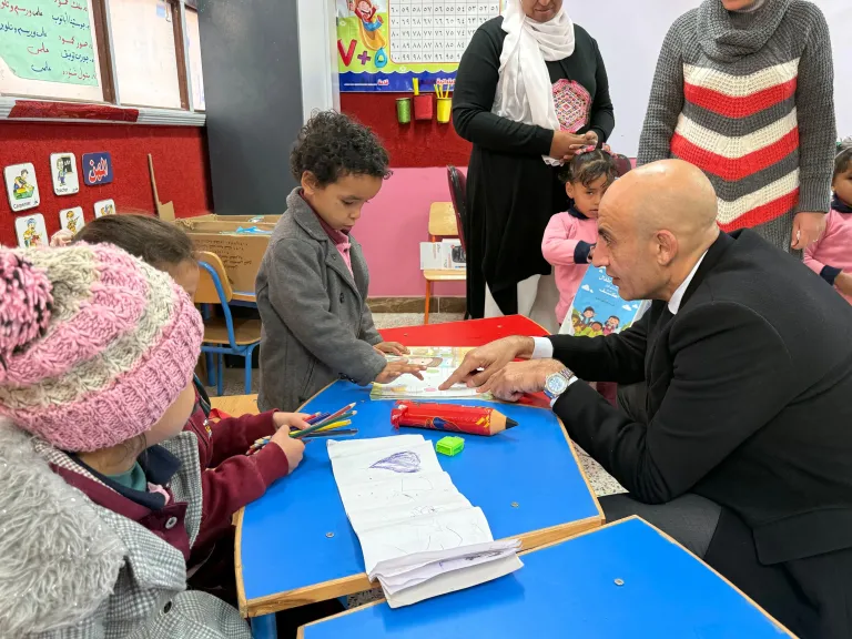 في جولة مفاجئة.. وزير التعليم يتابع انتظام الدراسة بمدارس قنا ويشيد بمستوى الطلاب