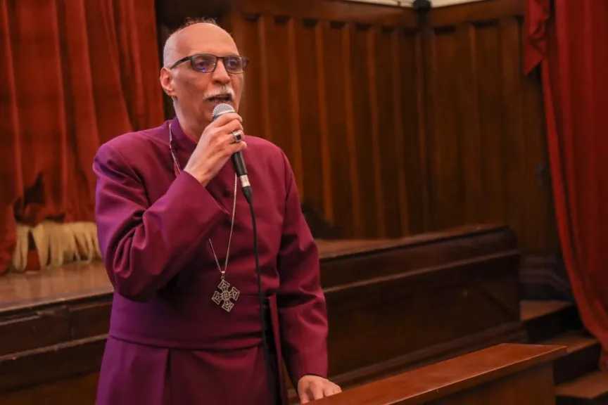 رئيس أساقفة الكنيسة الأسقفية بحفل إفطار رمضانى: الله يدعونا للحياة لا إلى الصراع