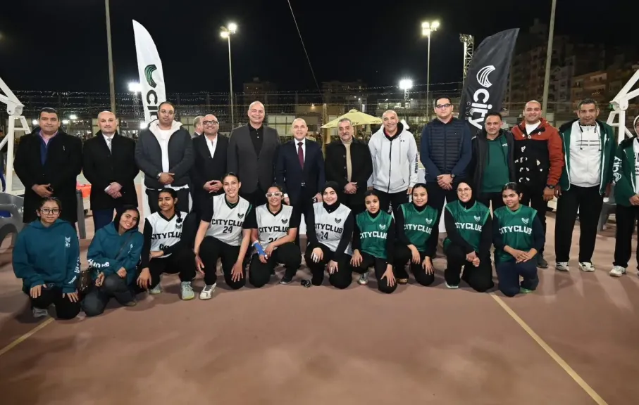 محافظ الغربية يكرم الفائزين في السباحة والسلة ضمن أولمبياد سيتي كلوب