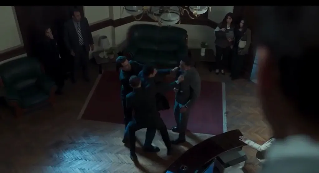 جريمة قتل مأساوية تكشف الأسرار المظلمة بأحداث الحلقة 13 من «عين سحرية»