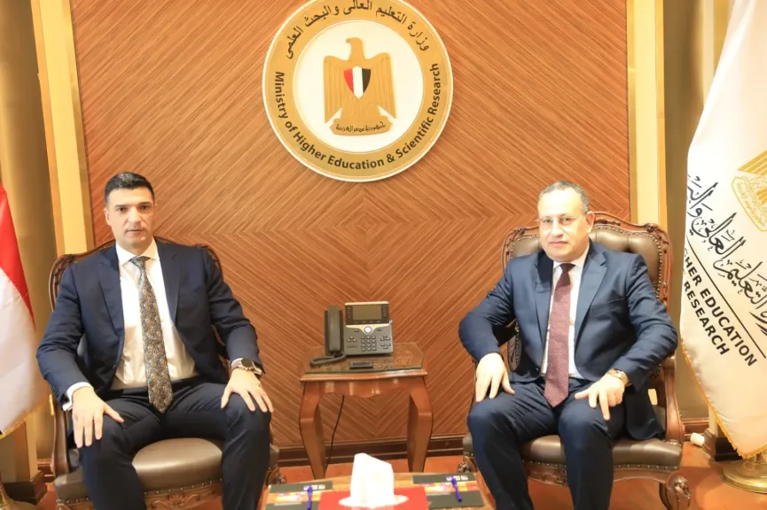 التعليم والصناعة يتفقان على إنشاء متنزه تكنولوجي و مركز للكمبيوتر الكمي