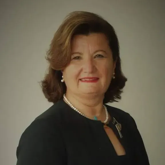 انضمام الدكتورة نيفين عبد الخالق للمجلس الاستشاري لمنصة G100 العالمية