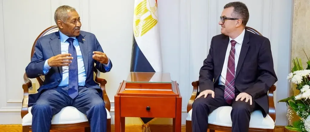وزير التخطيط يبحث مع السفير السودانى دعم آليات الإعمار ونقل الخبرات المصرية