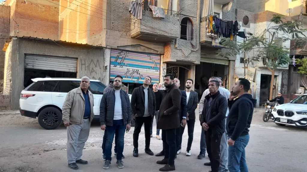 وكيل ” صحة البحيرة” يتفقد المركز الطبي بإيتاي البارود للوقوف على حالته الإنشائية