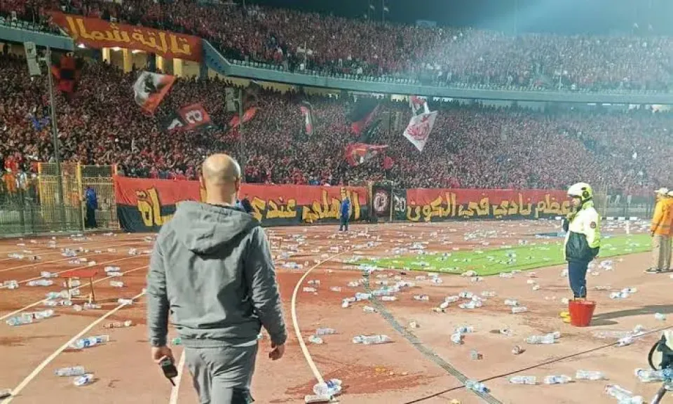 خبير لوائح يكشف كواليس عقوبة الكاف للأهلي ويحذر الزمالك من أزمة الرخصة الإفريقية