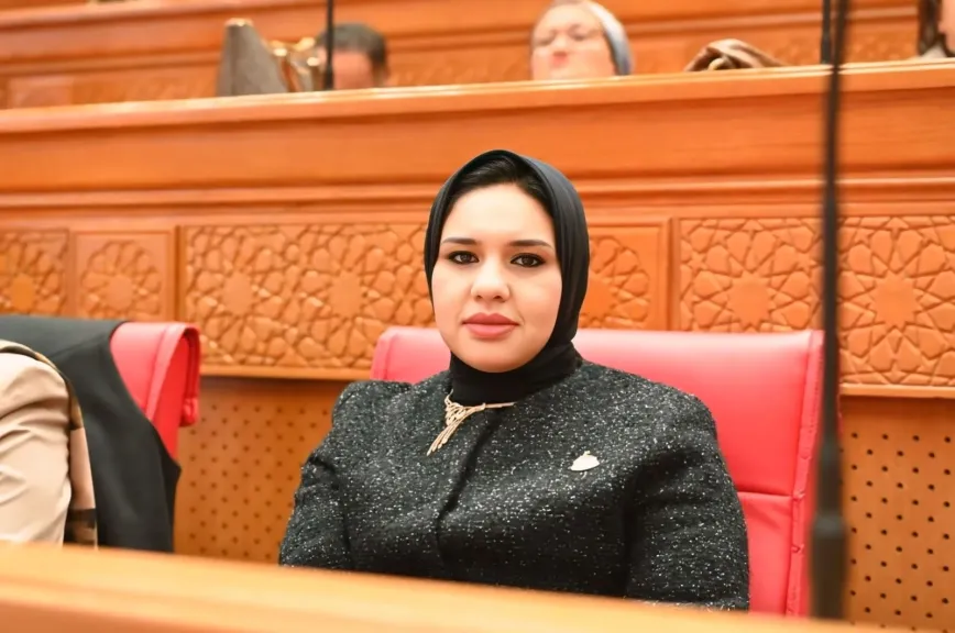 نائبة تطالب التعليم العالي بمواءمة الجامعات مع سوق العمل وبرامج توعية للطلاب