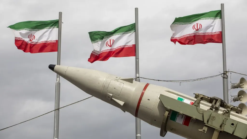 روسيا تدخل الحرب وتساعد إيران في استهداف القوات الأميركية بالشرق الأوسط