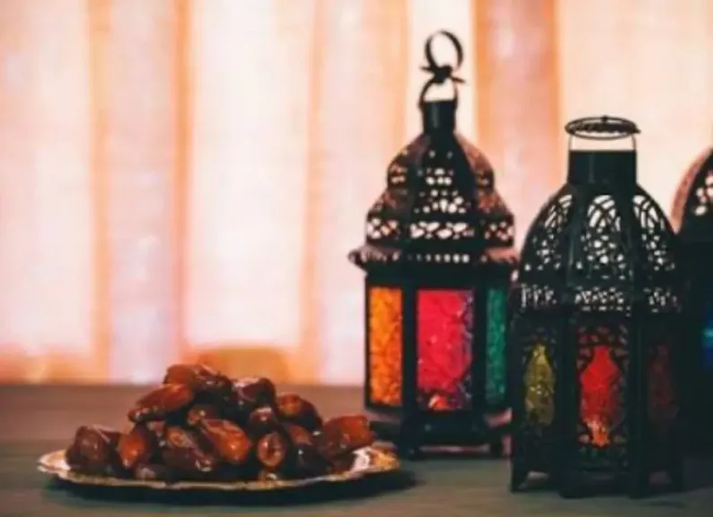 صيام آمن ومريح: دليل الرعاية الكامل لأصحاب الضغط المنخفض في رمضان