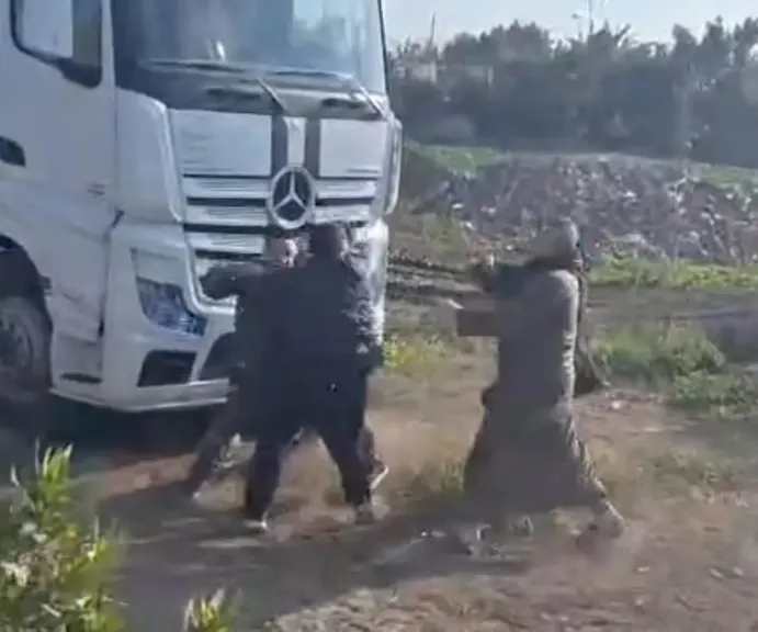 خلاف على قطعة أرض يشعل مشاجرة دامية بين أجانب بالقليوبية