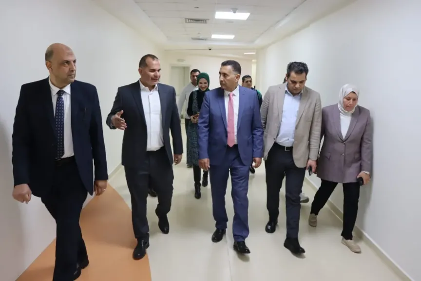 من داخل مستشفى الناس.. محافظ القليوبية يشيد بملحمة طبية لعلاج الأطفال بالمجان