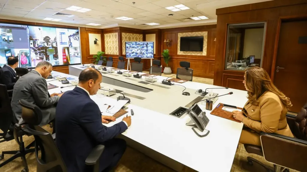 بعد زيادة الوقود.. الحكومة تتحرك لضبط تعريفة المواصلات ومنع استغلال الركاب