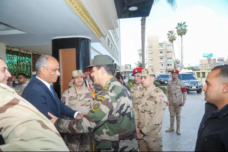 محافظ كفرالشيخ يستقبل قائد المنطقة الشمالية العسكرية لتقديم التهنئة بمناسبة توليه مهام عمله