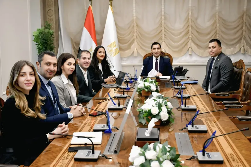 وزير الشباب والرياضة يبحث مع أديداس سبل التعاون لدعم الرياضة المصرية