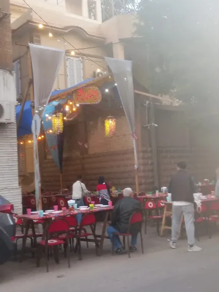 موائد الرحمن بكامب شيزار تدعو الطلاب المغتربين بالاسكندرية طوال شهر رمضان.