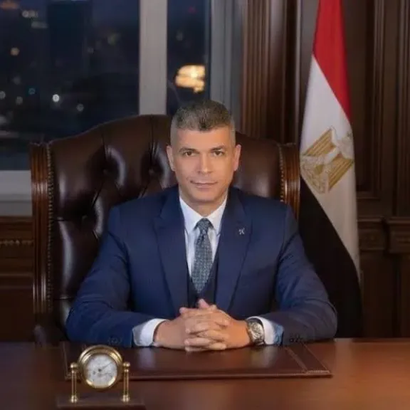 قطب: حزمة الإجراءات الحكومية تحمي الاقتصاد والمواطن من تقلبات الأسواق العالمية