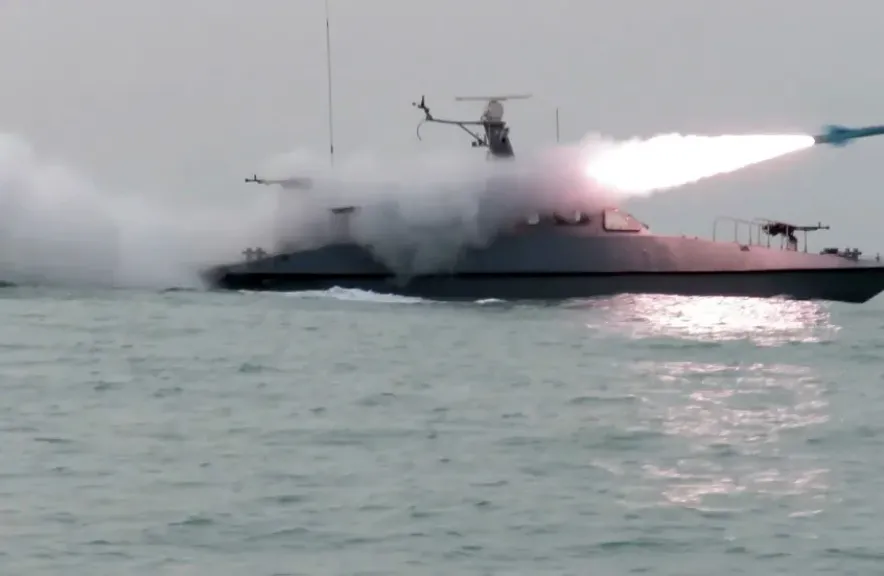 لترامب : إذا كنت تمتلك الجرأة فلتدخل سفنك الحربية إلى الخليج