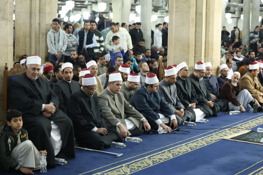 في الليلة السابعة والعشرين من رمضان.. درس التراويح بالجامع الأزهر يدعو إلى اغتنام ليلة القدر وتحقيق مقاصد الصيام