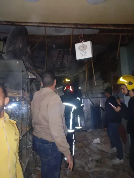 مصرع طفل وشخص وإصابة أخر إثر انهيار سقف مخبز غرب الإسكندرية