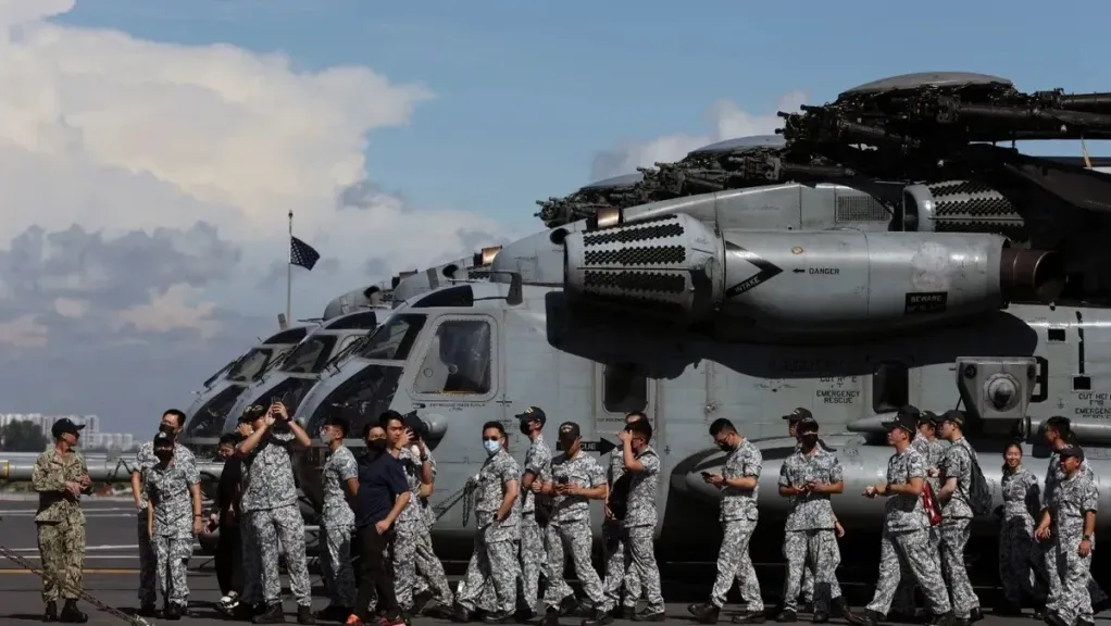 ما هي المهام المحتملة لقوة المارينز الأمريكية ضد إيران؟ خبير عسكري يجيب