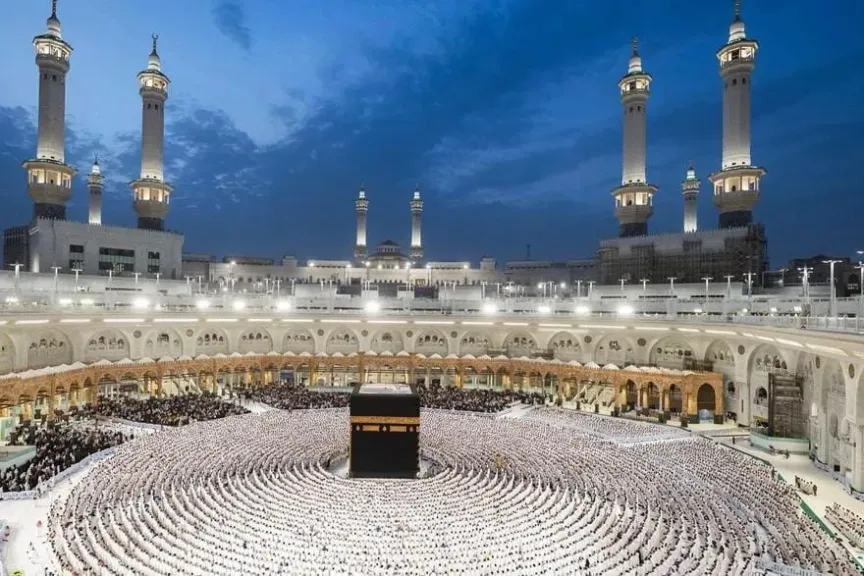 توزيع أكثر من مليون مصحف في الحرمين الشريفين خلال شهر رمضان