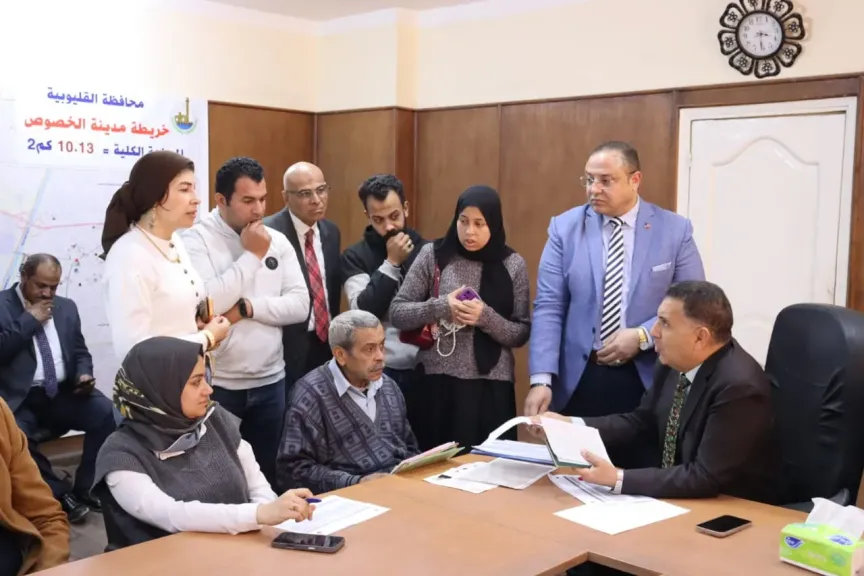 لقاء جماهيري ساخن بالخصوص.. محافظ القليوبية يحسم شكاوى المواطنين ويوفر وظائف للشباب