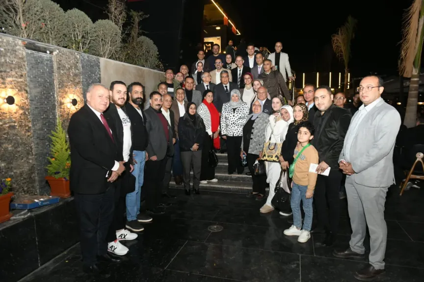 محافظ الدقهلية يلتقي بالصحفيين : دوركم نقل الحقائق بلا تهويل أو تهوين وتوعية المواطنين والتصدي للمغالطات