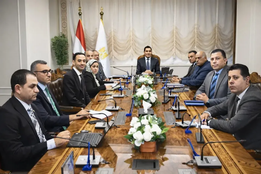 جانب من الاجتماع 