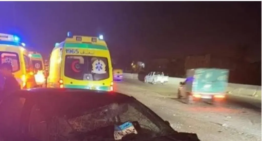 إصابة 7 أشخاص إثر حادث تصادم 3 موتوسيكلات في قنا