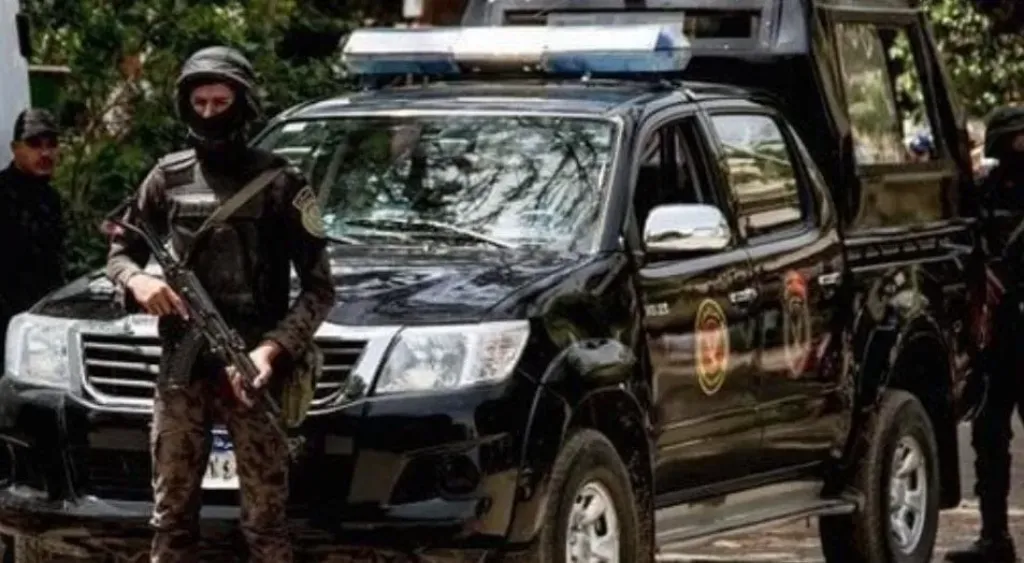 مقتل عنصرين إجراميين خلال مداهمة أمنية في قنا