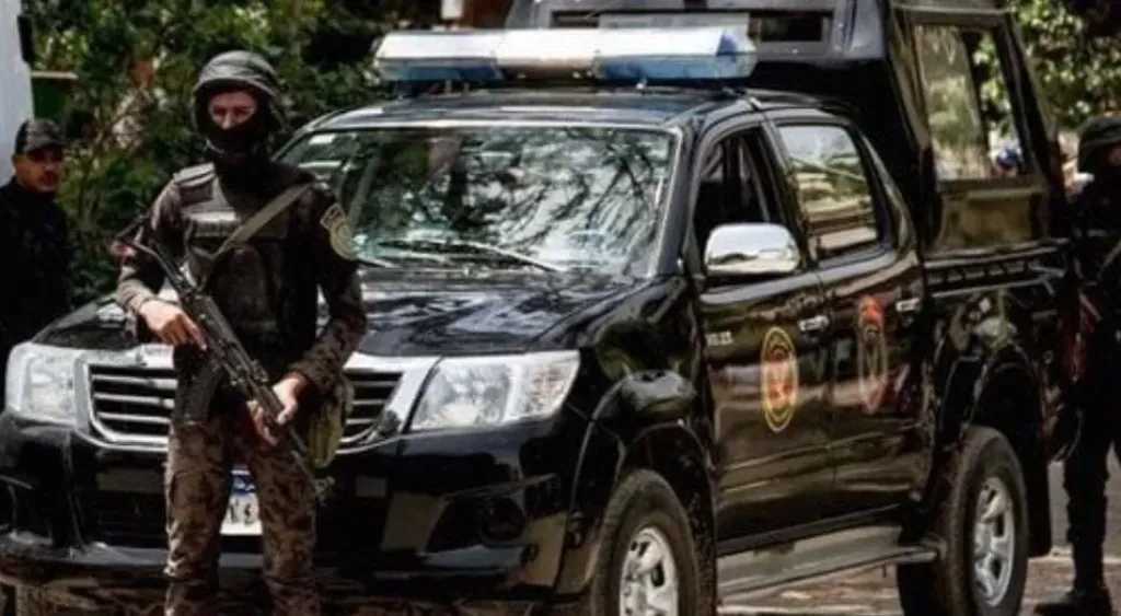 مقتل عنصرين إجراميين خلال مداهمة أمنية في قنا