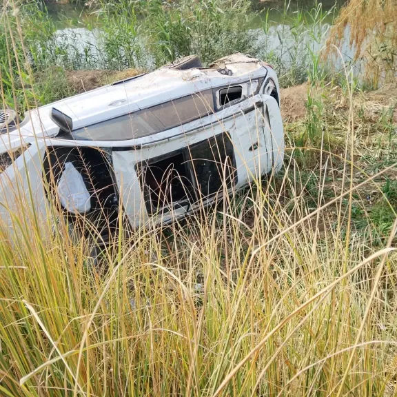 بينهم حالات خطيرة.. إصابة 9 أشخاص إثر حادث انقلاب سيارة ملاكي جامبو في قنا