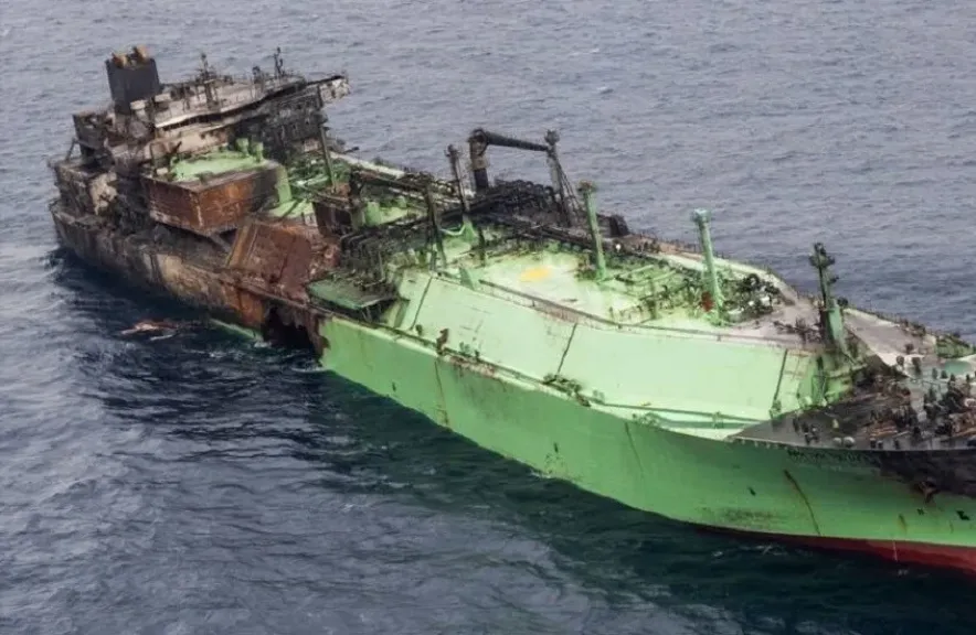 ناقلة الغاز الروسية تقترب من سواحل زوارة الليبية