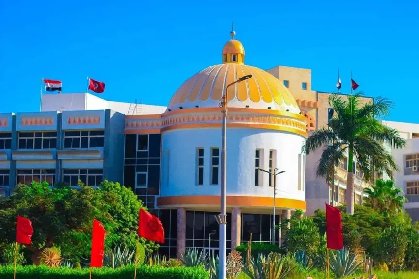 جامعة الفيوم تعلق الدراسة حضوريًا يومي الأربعاء والخميس بسبب سوء الأحوال الجوية وتؤكد استمرارها «أونلاين»