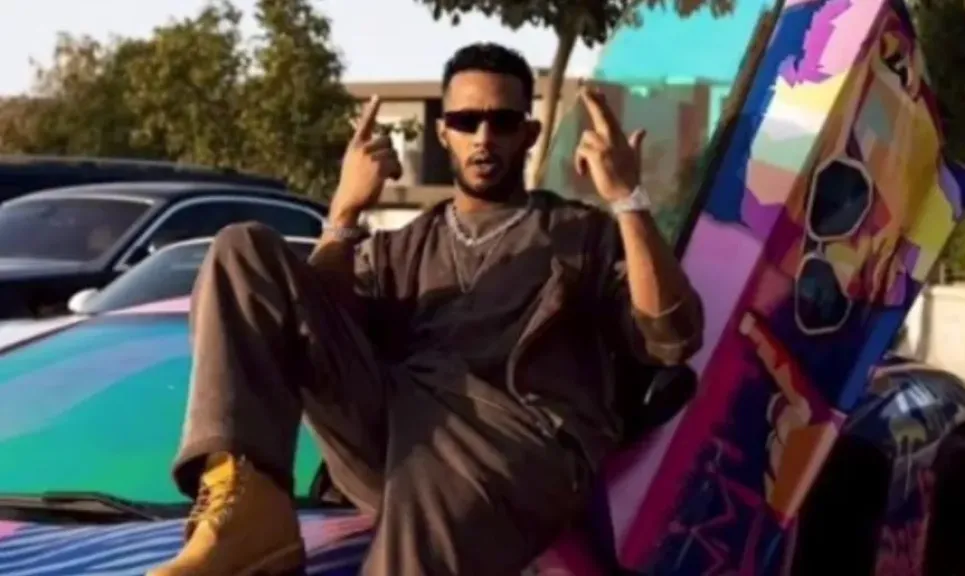 محمد رمضان يعلن طرح “بين إيديك” مع الرابر الفرنسي جول