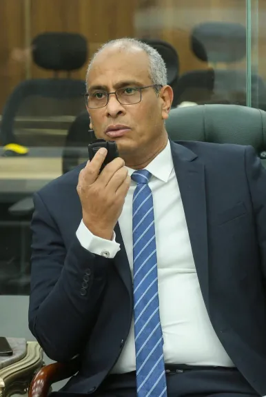 محافظ كفرالشيخ: يعلن توقف حركة الملاحة والصيد بميناء البرلس وسواحل المحافظة الشمالية لسوء الأحوال الجوية