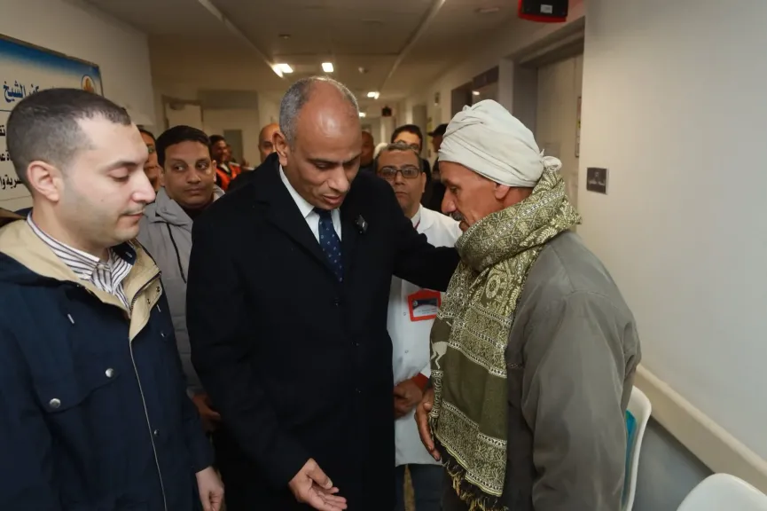 مشيدًا بالتجهيزات والكوادر الطبية..محافظ كفرالشيخ يتفقد مستشفى مركز الأورام الجديد