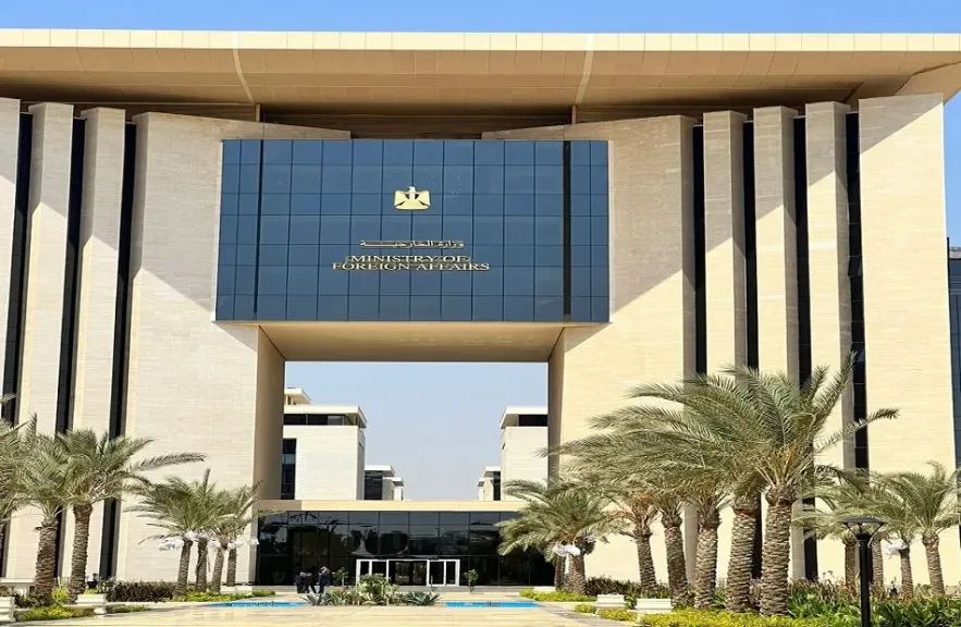 «الخارجية» تنهي إجراءات إعادة جثامين 4 متوفين من الكويت والسعودية والعراق