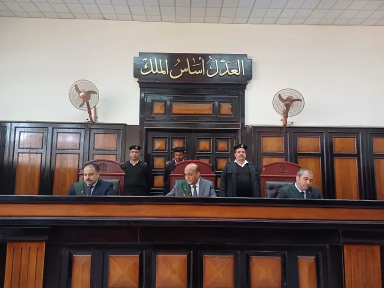 10 سنوات سجن لمتهم بتزوير شهادات جامعية وبيعها للراغبين بأسيوط