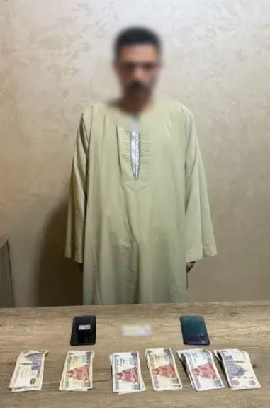 أوهمهم بتوفير مواد بناء بأسعار مخفضة.. سقوط نصاب فى بنى سويف