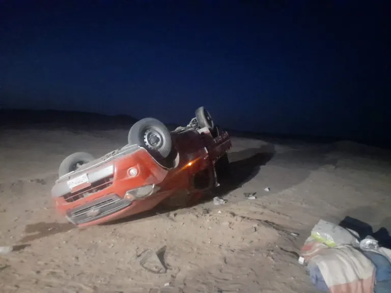 جثة و4 مصابين بينهم شقيقين.. ننشر أسماء ضحايا حادث انقلاب سيارة في قنا