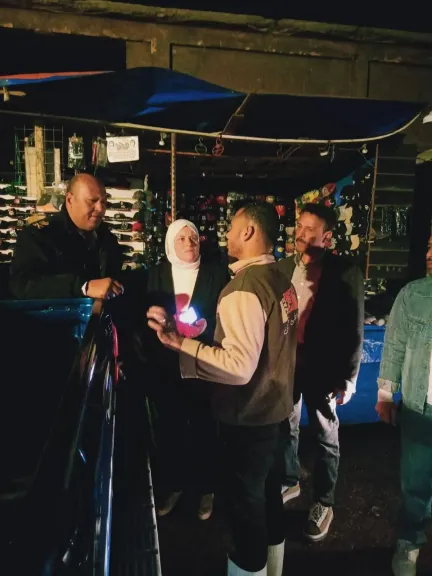 ”الأجهزة التنفيذية والأمنية تشن حملة لضبط الإنضباط بالمحال والأسواق”