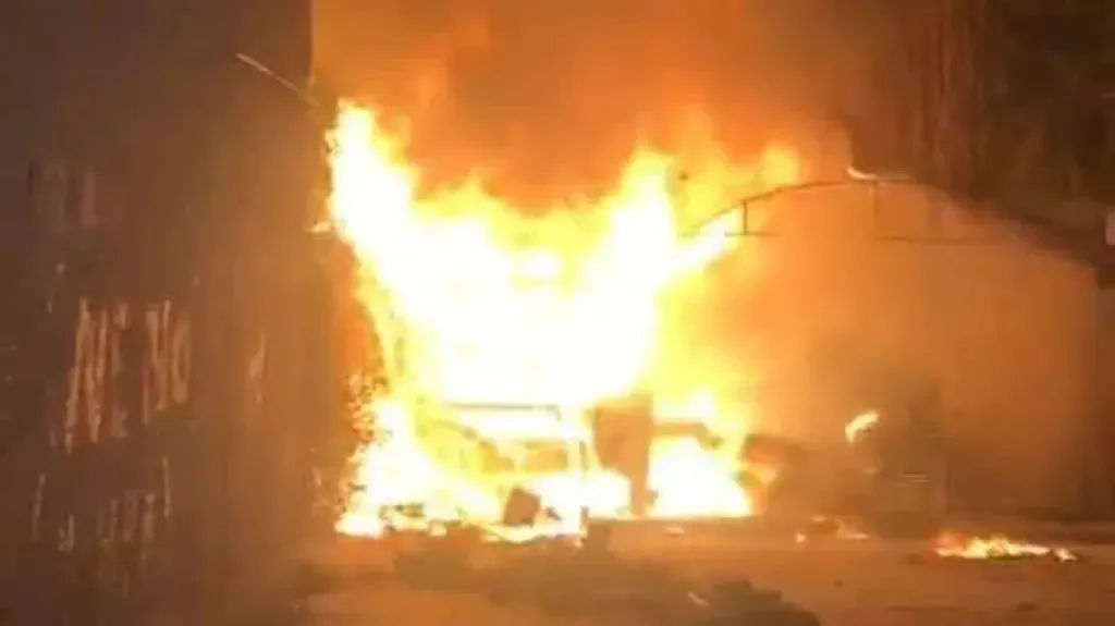 نفوق ماشية وماعز.. السيطرة على حريق نشب داخل حوش في قنا