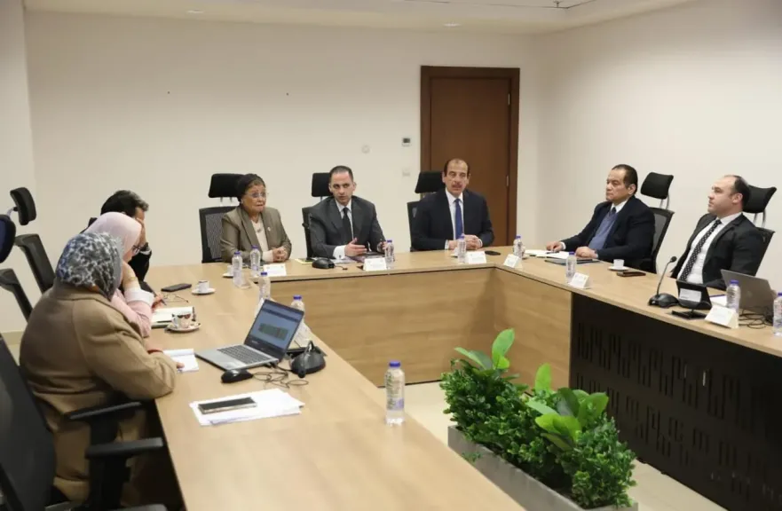 الصحة: نواب الوزير يناقشون مؤشرات أداء منظومة تقييم مديري ووكلاء مديريات الشؤون الصحية