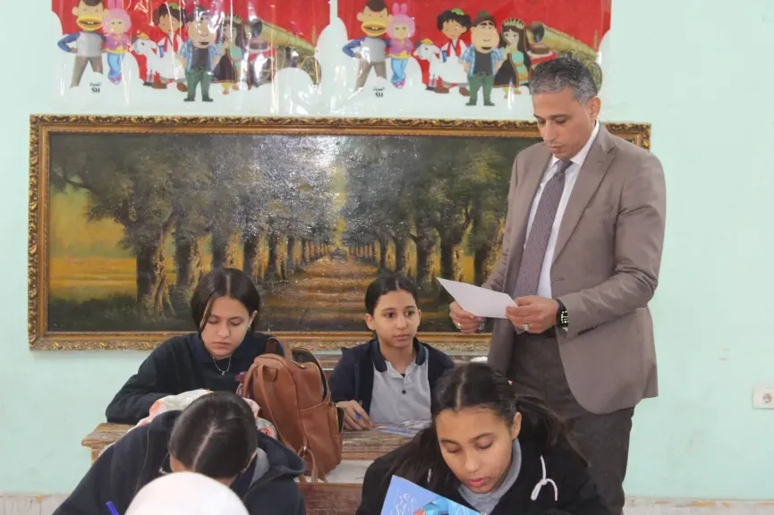 جولة مفاجئة لـ «عطية» بمدارس الدقي والعجوزة لمتابعة امتحانات شهر مارس